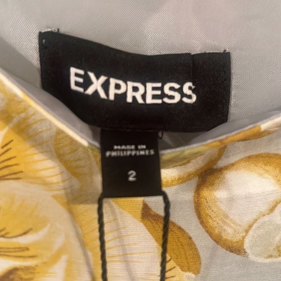 NWT Beautiful Express floral mini - Picture 4 of 4